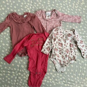 Nicole Miller Pink and Floral Kids Bodysuit Set
6-9 months, 12 months